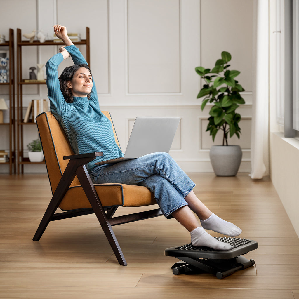 Adjustable Under-Desk Footrest with Massage Wheels, Under-Desk Footrest, Home Office Three-Position Height and 30-Degree Tilt Adjustable